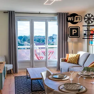 T2 De Standing Climatise Avec Parking Prive, Tram T2 T5, Hopitaux Est Appartement Bron